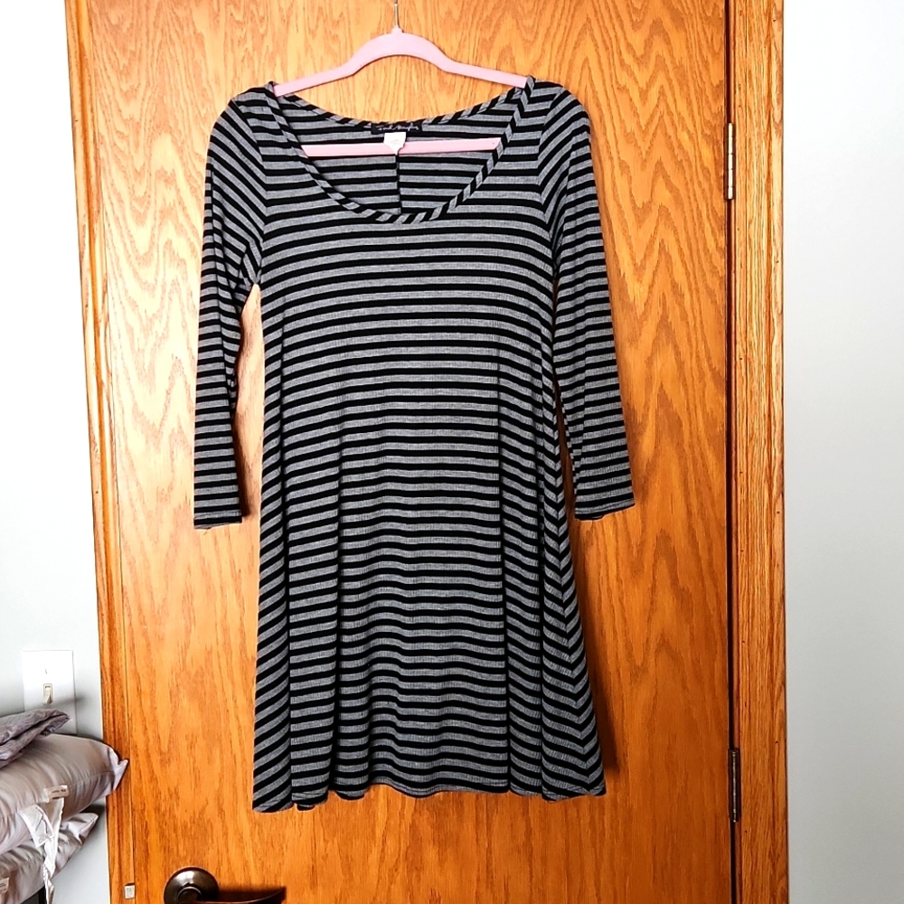 Juniors mini dress in size medium from French Atmosphere